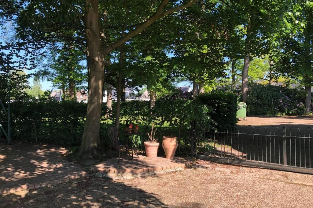 Vila Prachtig Gerenoveerd Bakhuis Enerene Vught Exteriér fotografie